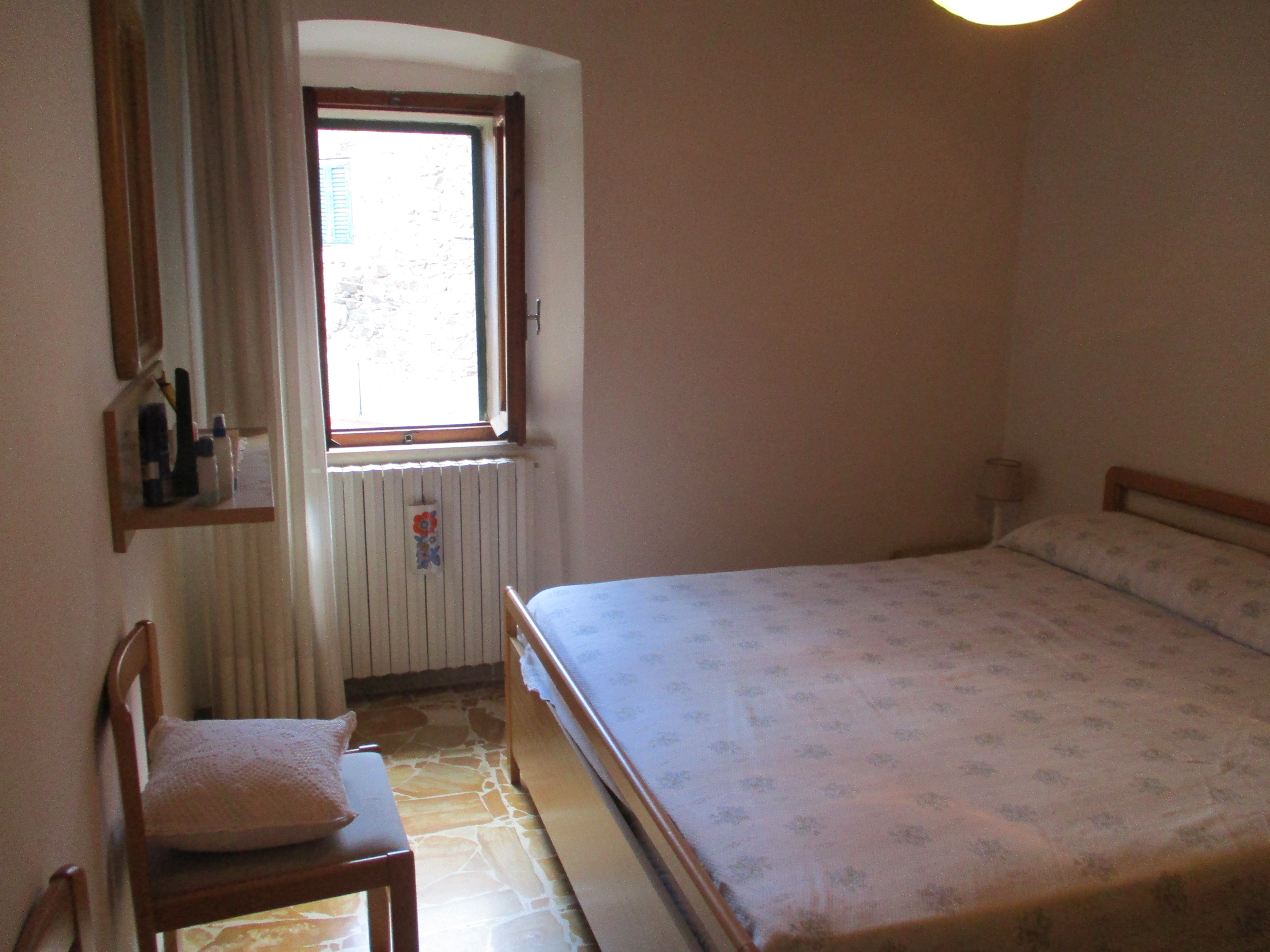 centro storico caratteristico ai piedi del monte amiata toscana