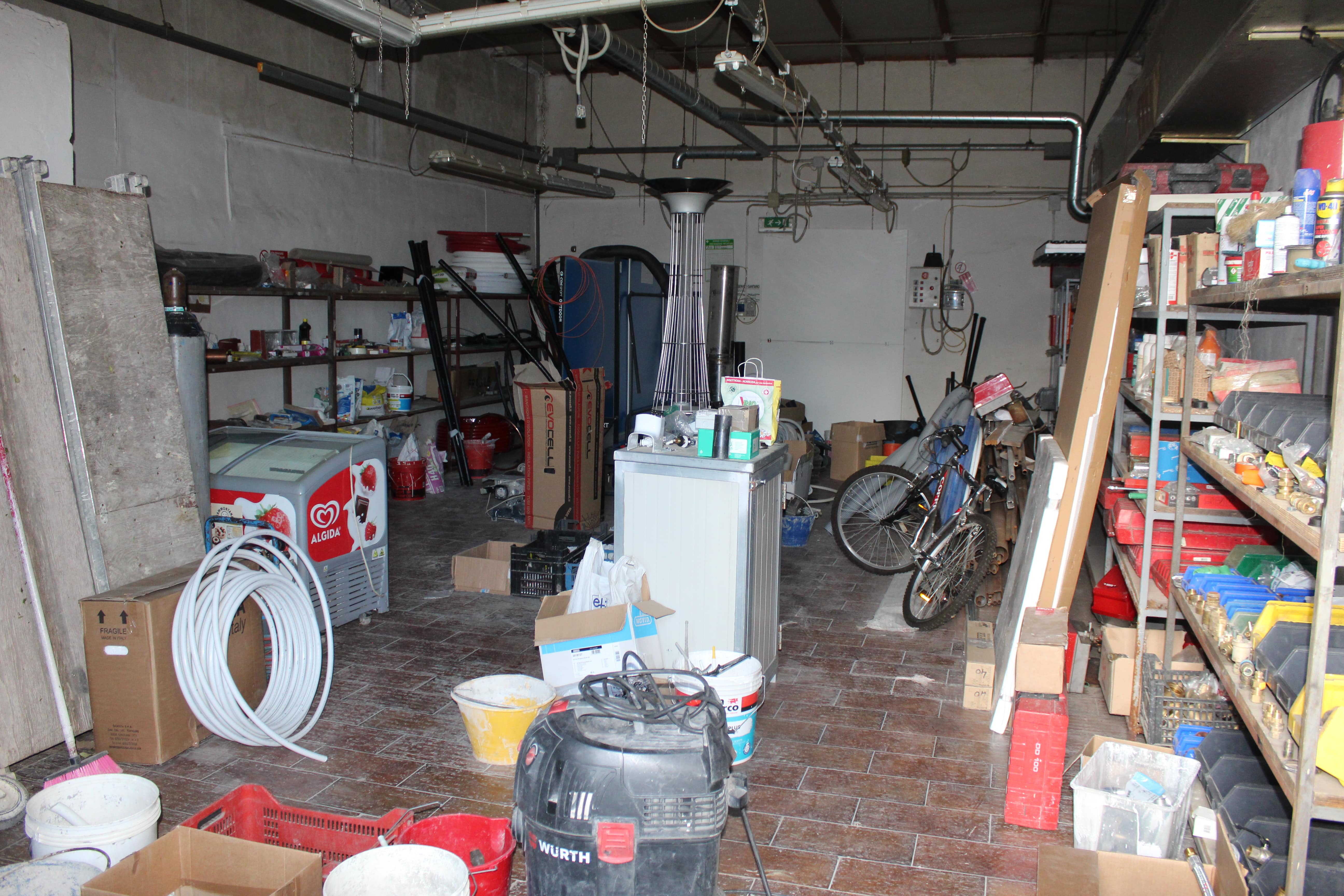 Piancastagnaio,Siena,Toscana,Italia 53025,Locali commerciali,1472