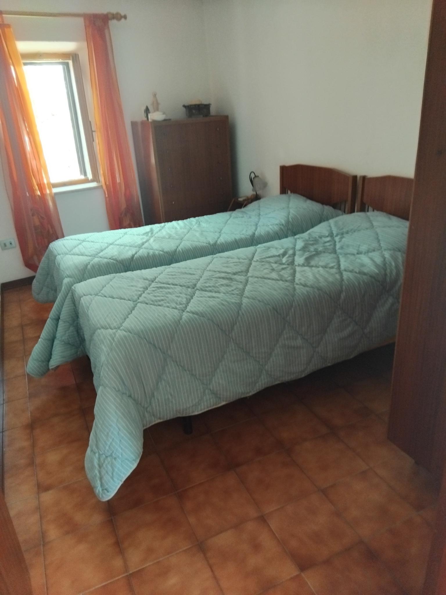 16 VIA E.CAVALLUCCI,Piancastagnaio,Siena,Toscana,Italia 53025,2 Stanze da Letto Stanze da Letto,1 BagnoBagni,Appartamenti,VIA E.CAVALLUCCI,1519