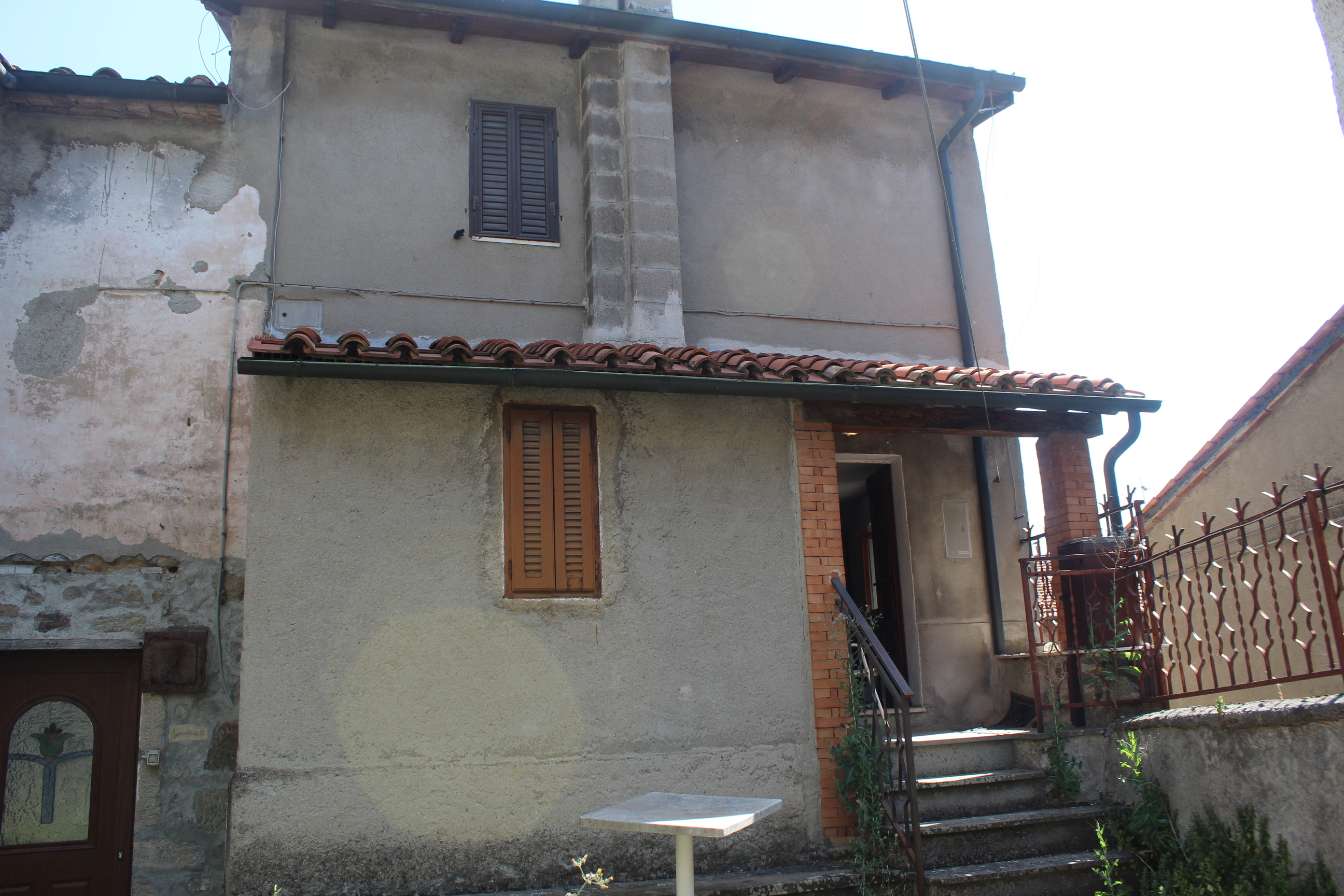 16 VIA E.CAVALLUCCI,Piancastagnaio,Siena,Toscana,Italia 53025,2 Stanze da Letto Stanze da Letto,1 BagnoBagni,Appartamenti,VIA E.CAVALLUCCI,1519