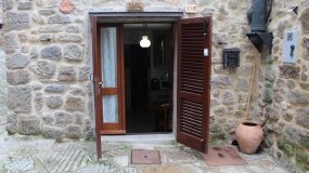 10 VICOLO DEL GIGLIO,Piancastagnaio,Siena,Toscana,Italia 53025,1 Camera da Letto Stanze da Letto,1 BagnoBagni,Appartamenti,VICOLO DEL GIGLIO,1523