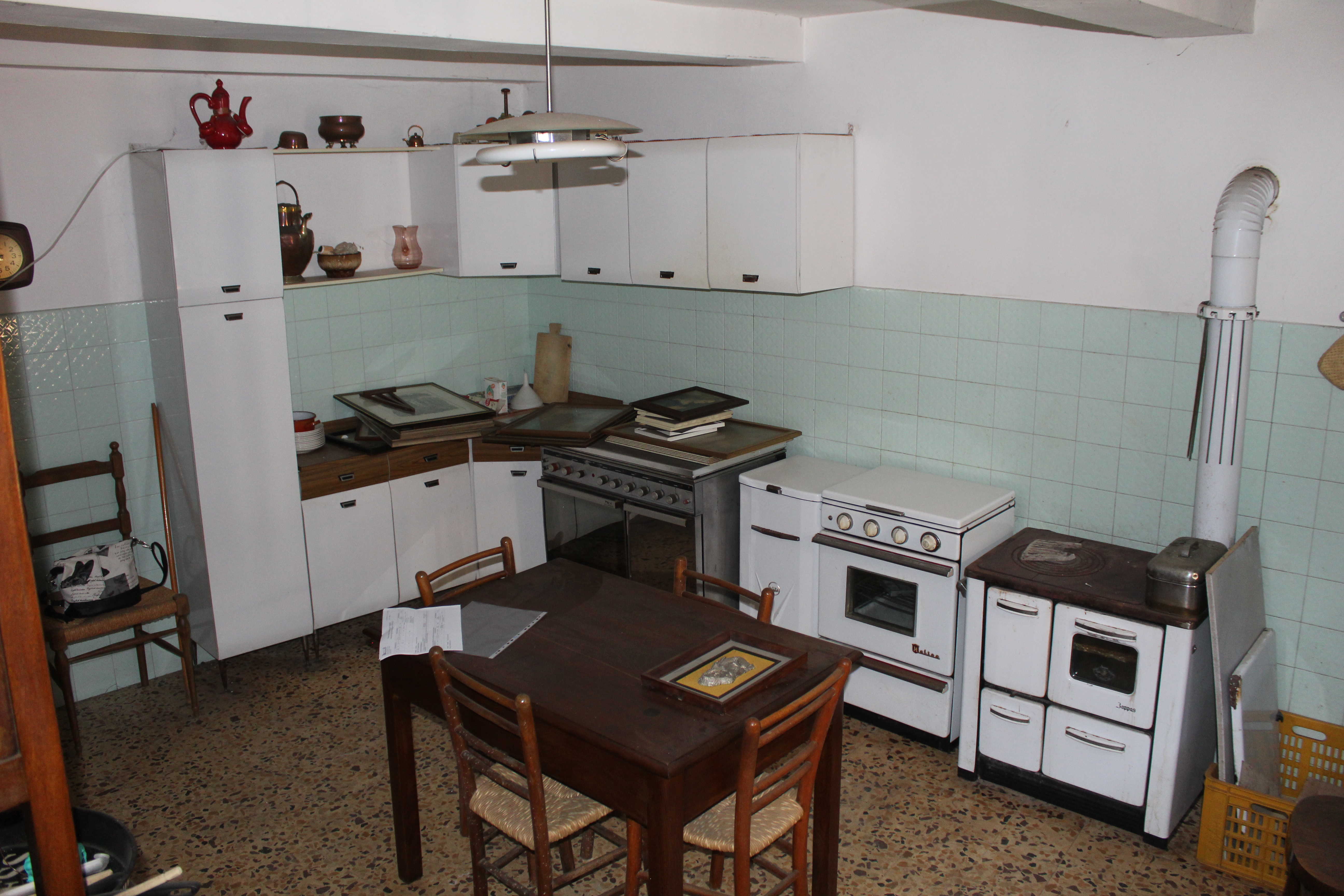 16 VIA M. D'AZEGLIO,Abbadia San Salvatore,Siena,Toscana,Italia 53021,3 Stanze da Letto Stanze da Letto,1 BagnoBagni,Appartamenti,VIA M. D'AZEGLIO ,1526