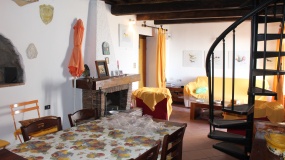 110 VIA DELLA PERGOLA,Piancastagnaio,Siena,Toscana,Italia 53025,2 Stanze da Letto Stanze da Letto,1 BagnoBagni,Appartamenti,VIA DELLA PERGOLA,1529