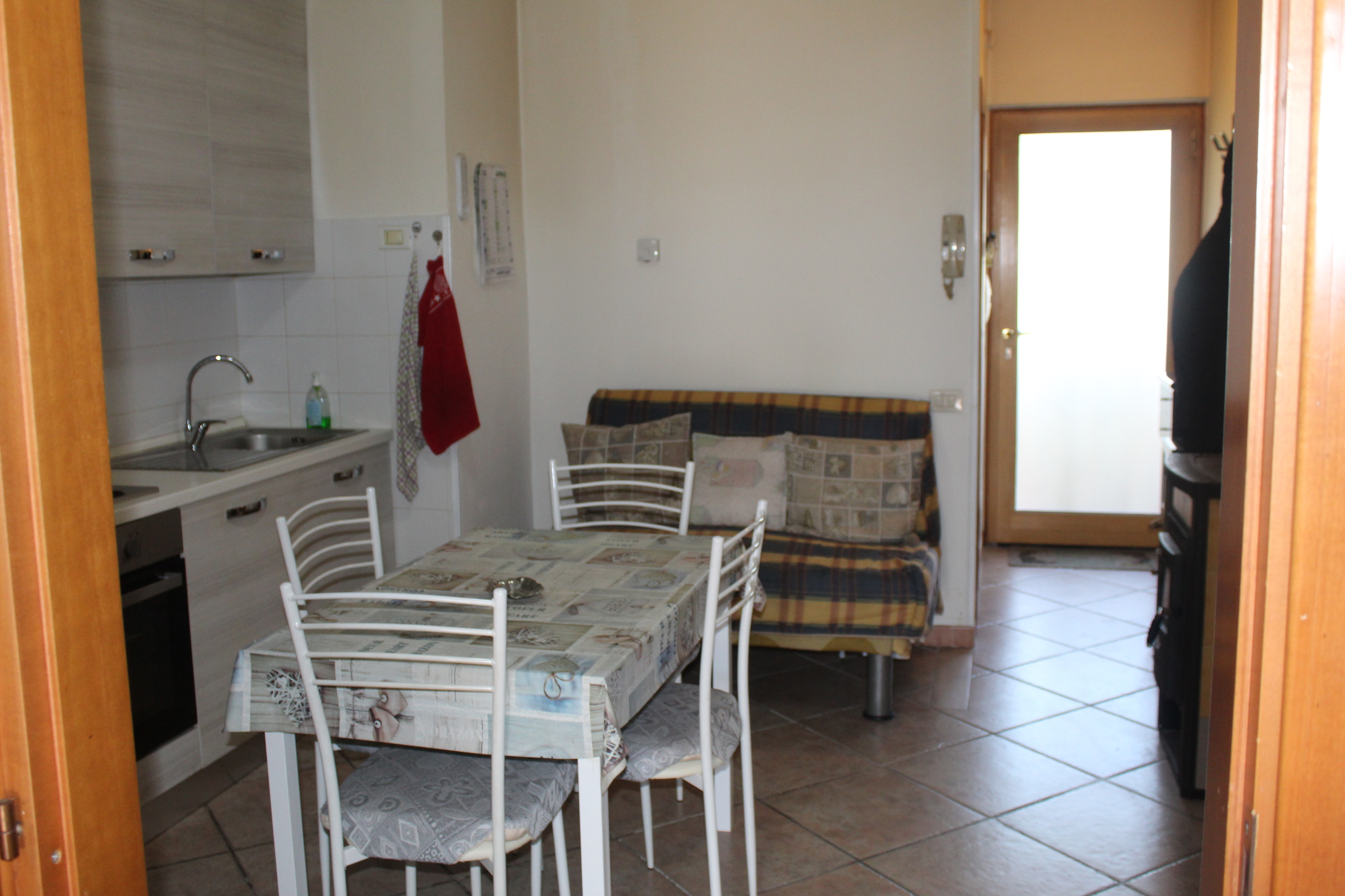 102 Via Aldo Moro,Piancastagnaio,Siena,Toscana,Italia 53025,1 Camera da Letto Stanze da Letto,2 BagniBagni,Appartamenti,Via Aldo Moro,1,1539