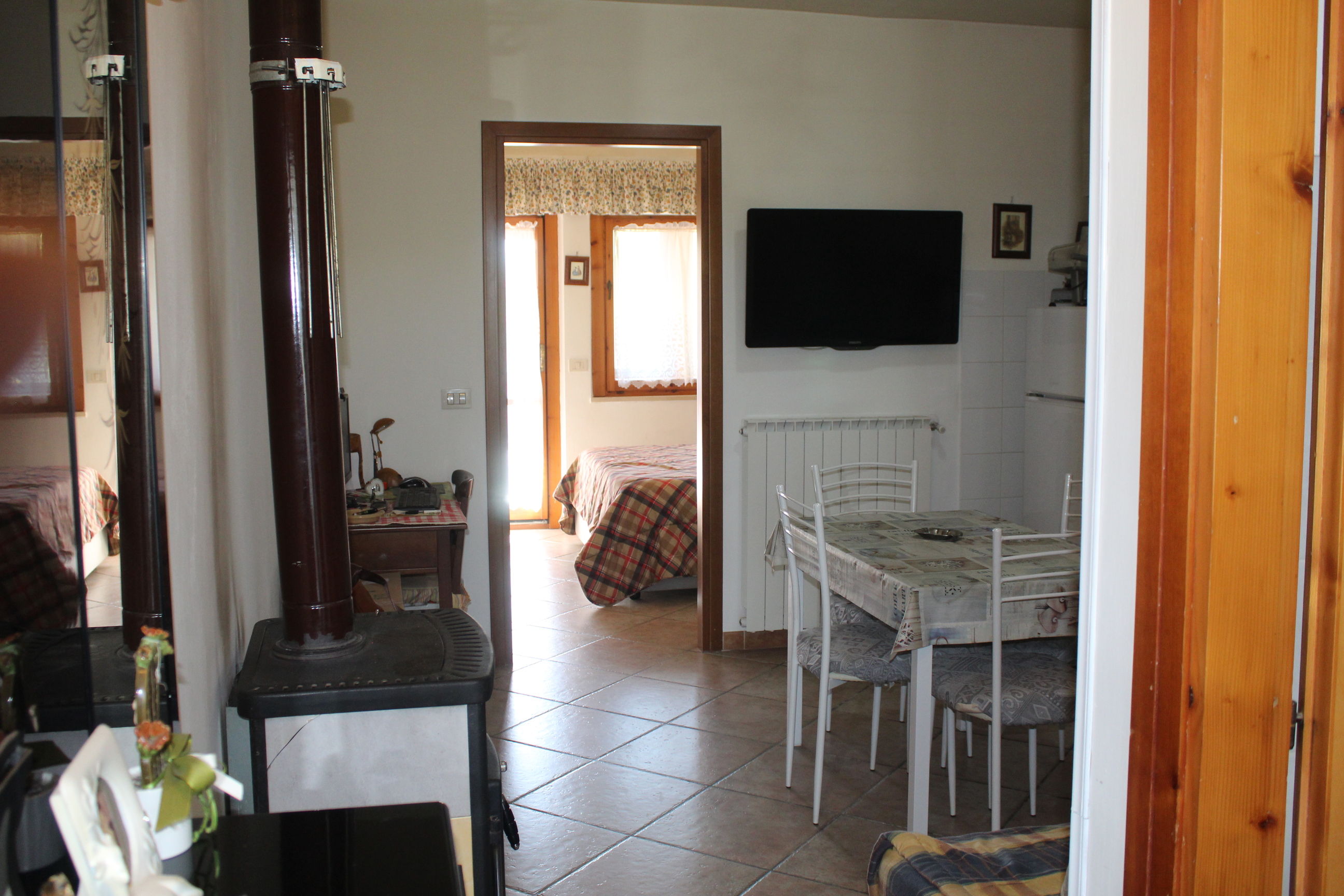 102 Via Aldo Moro,Piancastagnaio,Siena,Toscana,Italia 53025,1 Camera da Letto Stanze da Letto,2 BagniBagni,Appartamenti,Via Aldo Moro,1,1539