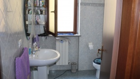 VIALE FONTE NATALI,Piancastagnaio,Siena,Toscana,Italia 53025,1 Camera da Letto Stanze da Letto,1 BagnoBagni,Appartamenti,VIALE FONTE NATALI,1,1540
